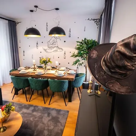 Apartment 4br & 2,5bath Harry Potter Old Town And Great Patio